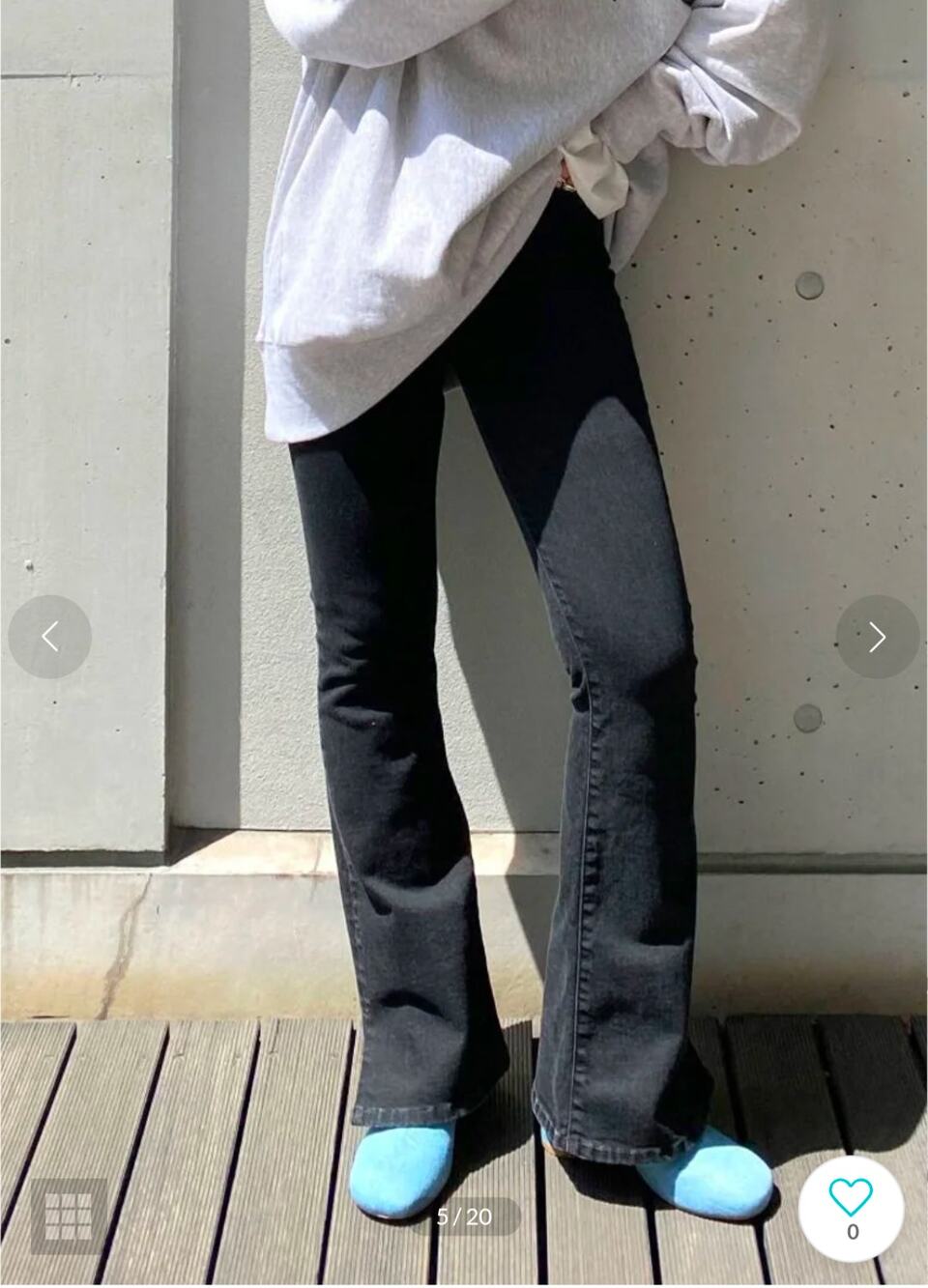 Ungrid Stretch Boot cut Flare Denim Jeans Slit Hem washed Black - Size 24 (XS)